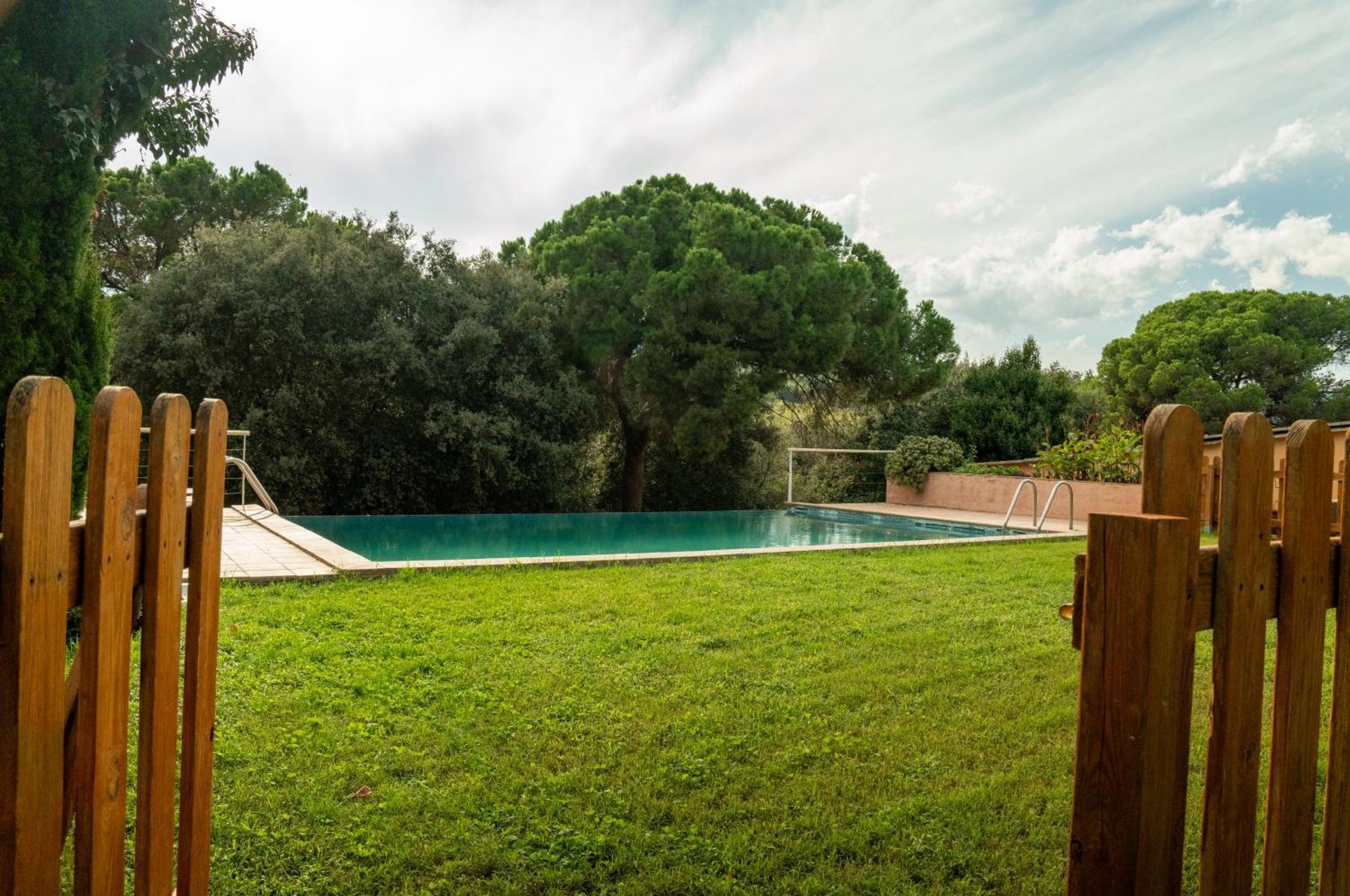 Casa Rural El Bruguer Vell Santa Eulalia de Ronsaná Exterior foto