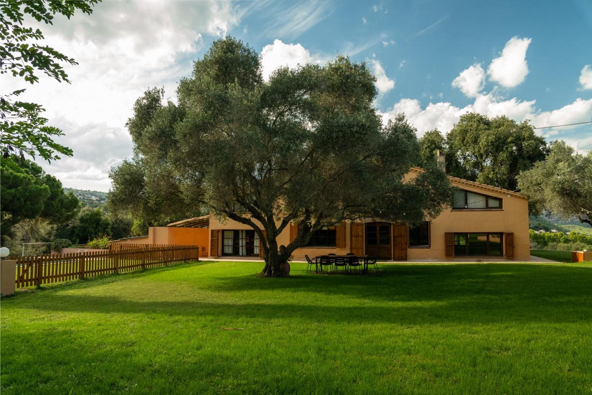 Casa Rural El Bruguer Vell Santa Eulalia de Ronsaná Exterior foto